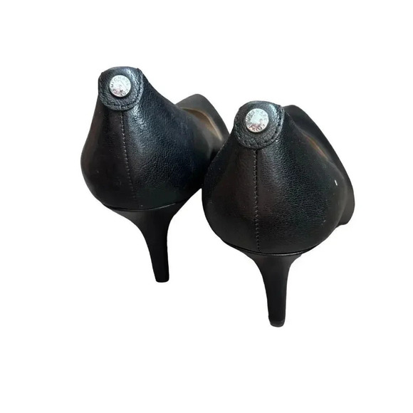 MICHAEL KORS MK Black Pointed Toe Flex Pump Mid-Heel Size 7M - Picture 4 of 9